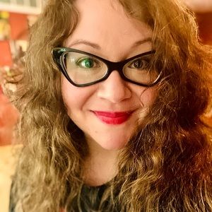 Meet your Posher, Lindsay